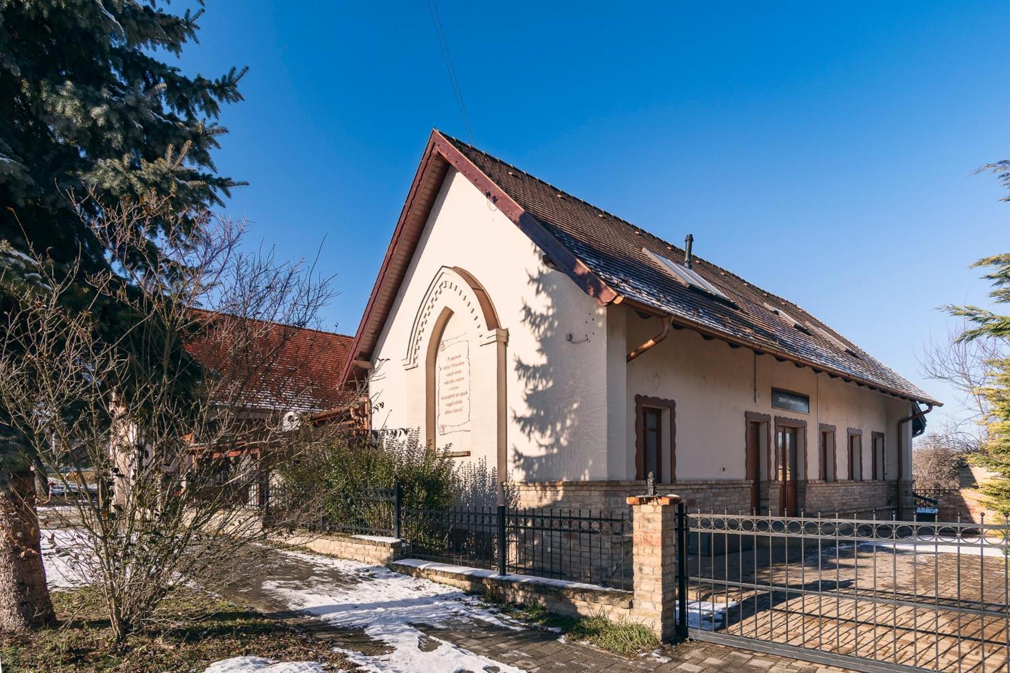 Отель Feel Good House Notincs Экстерьер фото